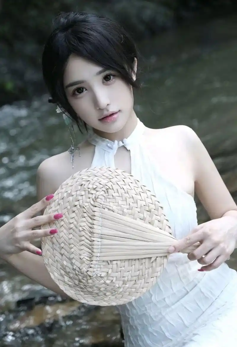 闪婚老公竟是财阀剧照